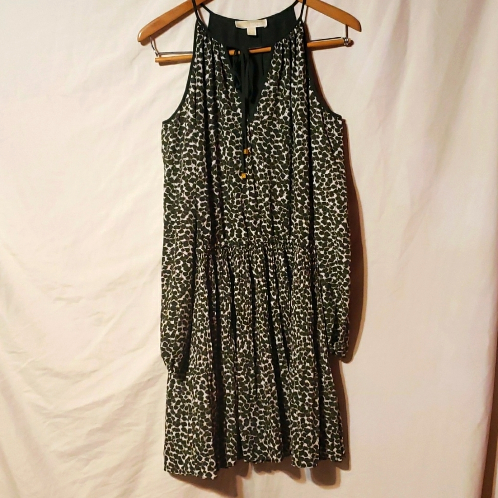 Michael Kors Cold shoulder dress